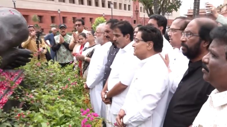 Quit India Movement Day 2023: Opposition MPs Pay Floral Tribute to Mahatma Gandhi in Parliament Premises (Watch Video)