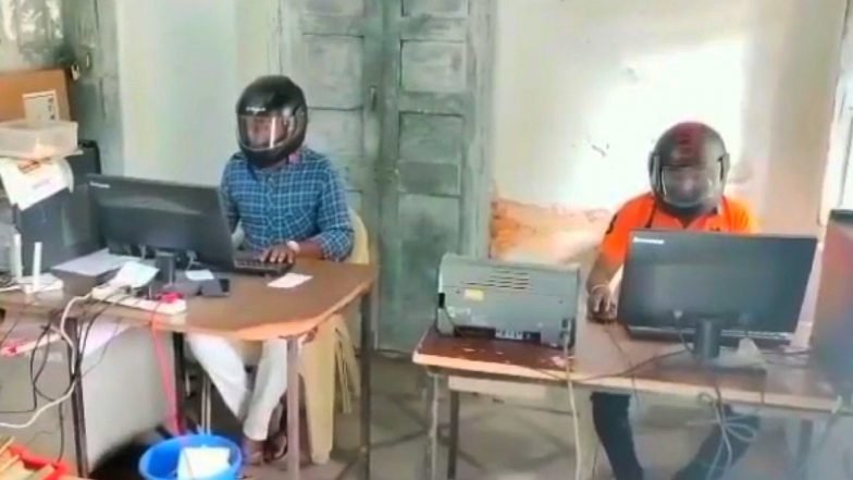 Telangana: Officials Work Wearing Helmets as Plasters Falling Off Ceiling at MPDO Office in Beerpur (See Pic and Videos)