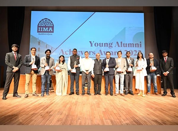 Business News | IIM, Ahmedabad Felicitated Their Alumni Srijan Pal Singh in the Young Alumni Achievers Award
