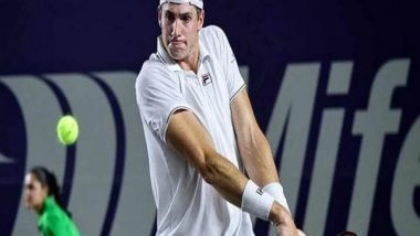 Sports News | John Isner Fends off Rinky Hijikata, Sets Stefanos Tsitsipas Clash in Los Cabos