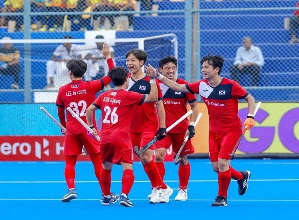 Sports News | Asian Champions Trophy: South Korea Start Title Defence with Victory over Japan; Malaysia Thrash Pakistan