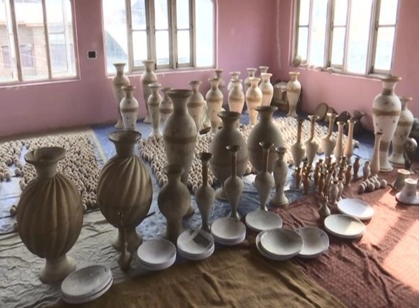 India News | J-K: Kashmiri Handicrafts Flourish with GI Tags and Progressive Policies