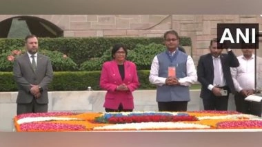 World News | Venezuelan Executive Vice-President Pays Tribute to Mahatma Gandhi at Rajghat