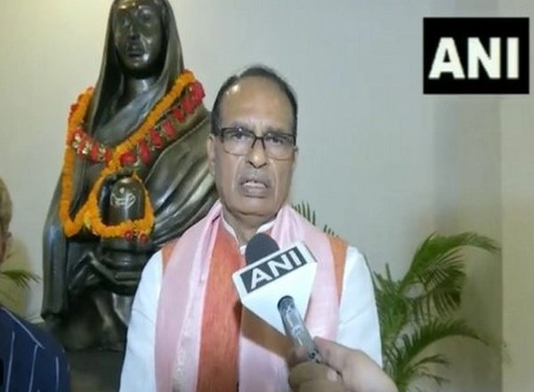 India News | Farmers Get Fair Prices for Crop Due to Proper Agricultural Produce Market System in State: MP CM Chouhan