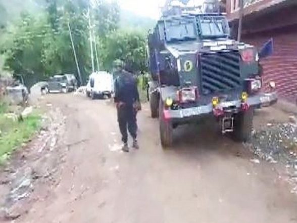 India News | J-K: Security Forces Launch Drones to Locate 3-4 Terrorists in Halan Heights, Para SF Troops Moved in - Vimarsana News