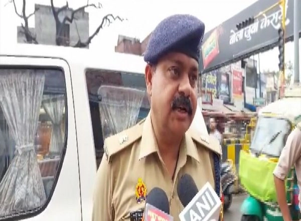 India News | UP: Over 16,000 Motorists Caught for Traffic Violation in Meerut, Rs 15 Lakh Fine Recovered