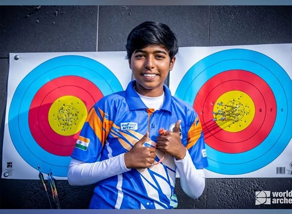 Sports News | Aditi Gopichand Makes History, Gives India Its First-ever Individual Gold Medal at World Archery Championships