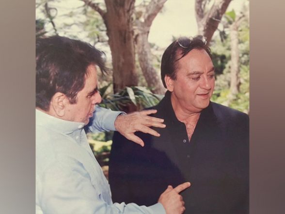 Entertainment News | Saira Banu Shares Precious Friendship Moments of "great Icons" Dilip Kumar, Sunil Dutt - Vimarsana News