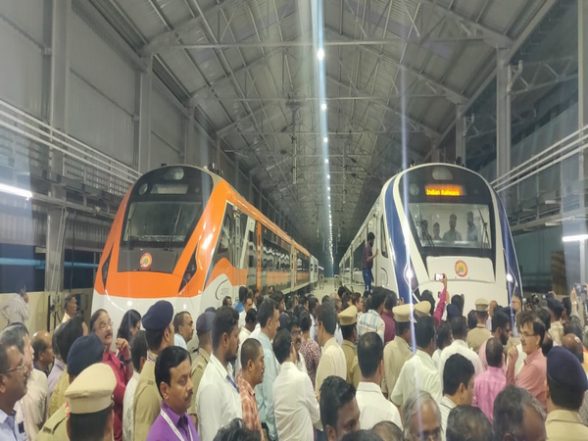 Business News | Hindalco, Texmaco Team Up to Make Aluminium Rail Wagons and Coaches - Vimarsana News