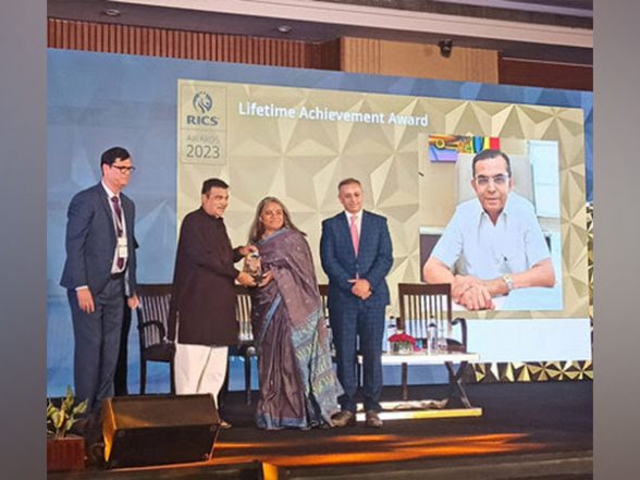 Business News | Indian Real Estate Entrepreneur Subhash Runwal Receives the Lifetime Achievement Award at the RICS South Asia Awards - Vimarsana News