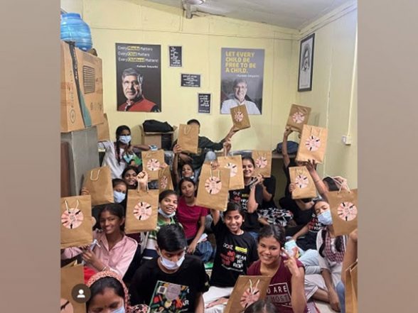 Business News | Creating Hope Through Action: Six for All's Philanthropic Efforts Bring Positive Change to Society - Vimarsana News