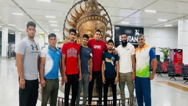 Sports News | Greco-Roman Wrestlers Leave for Romania for Special Training Camp, Competition