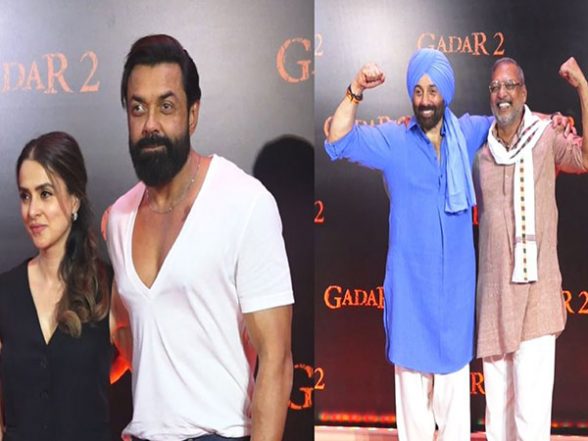 Underholdningsnyheter |  Bobby Deol til Nana Patekar, kjendiser deltar på Sunny Deol og Ameesha Patels «Gadar 2» spesialvisning