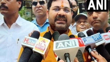 India News | MP: BJP Office-bearers Submit Application to Lodge FIR Against Congress Leaders, Including Priyanka Gandhi in Indore