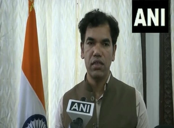 Independence Day 2023 Celebrations: No Restrictions, Internet Ban in Kashmir on I-Day, Says Divisional Commissioner Vijay Kumar Bidhuri