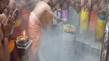 India News | MP: Devotees Gather at Ujjain's Mahakaleshwar Temple on Sixth &lsquo;Shravan Somvar&rsquo;