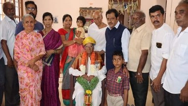 India News | Karnataka Minister Felicitates  Freedom Fighter Gundu Rao Desai at His Residence