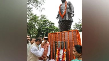 India News | MP CM Chouhan Pays Tribute to Former PM Atal Bihari Vajpayee in Bhopal
