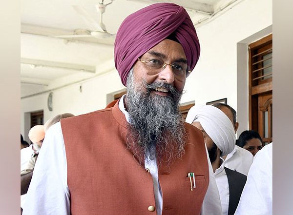 India News | Punjab Assembly Speaker Condoles Death of Nine Soldiers in Ladakh Accident