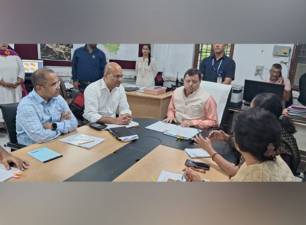 Uttarakhand on Red Alert! CM Pushkar Singh Dhami Reaches State Emergency Operation Center to Review Situation in Warning-Issued Districts