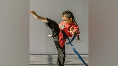India News | Schoolgirls in J-K's Budgam Learn Martial Arts for Self Defence 