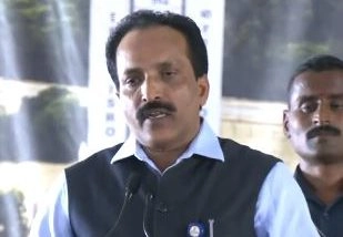 India News | India's Chandrayaan-3 Mission Achieves Remarkable Success: ISRO's Lunar Endeavor Successfully Soft-lands on Moon