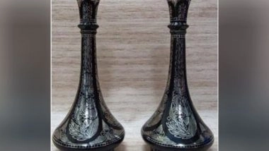 World News | PM Modi Gifts Bidri Work Pair of 'Surahi' to South African President Cyril Ramaphosa