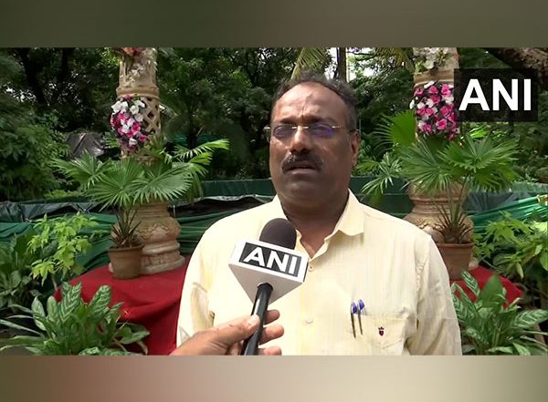 India News | Covid Body Bag Scam: Mumbai Police Summons BMC's Former Deputy Commissioner