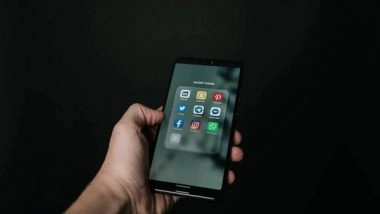 India News | Officials Must Not Comment on Legal Proceedings Against Any Accused on Social Media: Delhi Police Commissioner to Staff&nbsp;&nbsp;