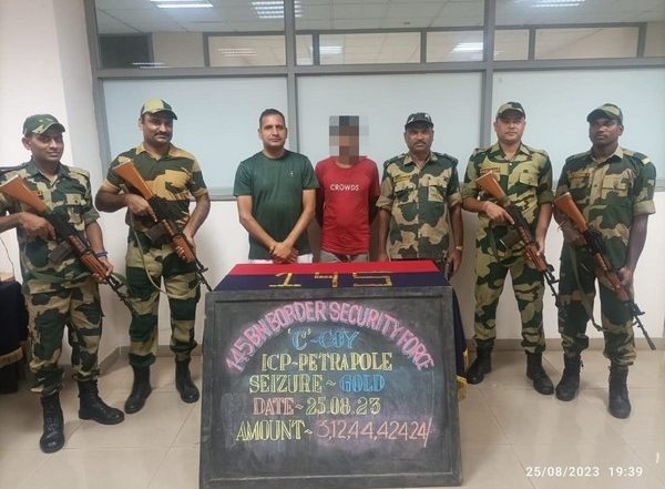India News | BSF Seized 45 Gold Biscuits Worth Rs 3.07 Cr in West Bengal; One Held