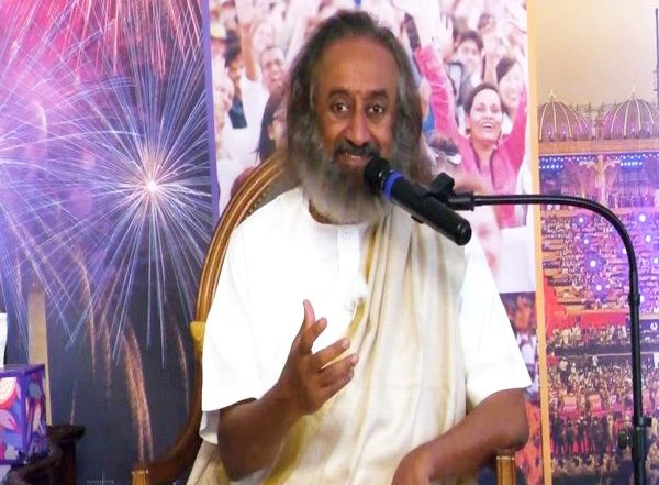 World News | “Touching, Emotional Moment”: Sri Sri Ravi Shankar Lauds Women Scientists’ Role in Success of Chandrayaan-3