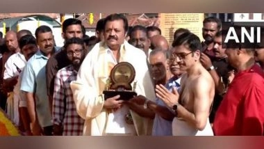India News | Kerala: Actor Suresh Gopi Celebrates Onam at Shree Padmanabhaswamy Temple