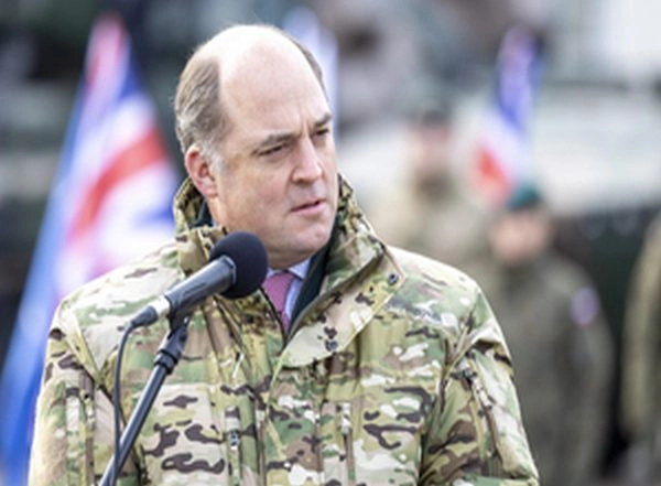 World News | Britain's Defence Secretary Ben Wallace Resigns from Sunak Cabinet