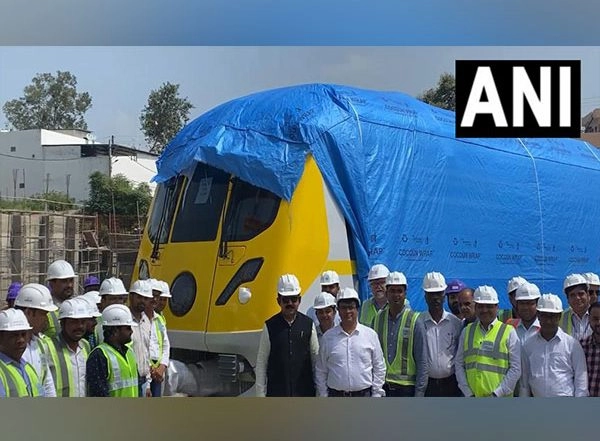 India News | MP: 3 Metro Coaches Arrive in Indore; Trial Run to Begin Soon