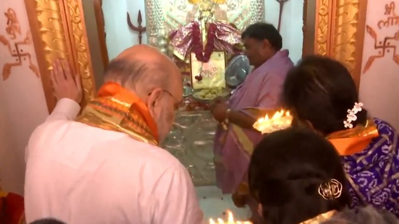 Amit Shah Offers Prayer at Bahuchar Mata Temple in Gujarat's Mansa (Watch Video)