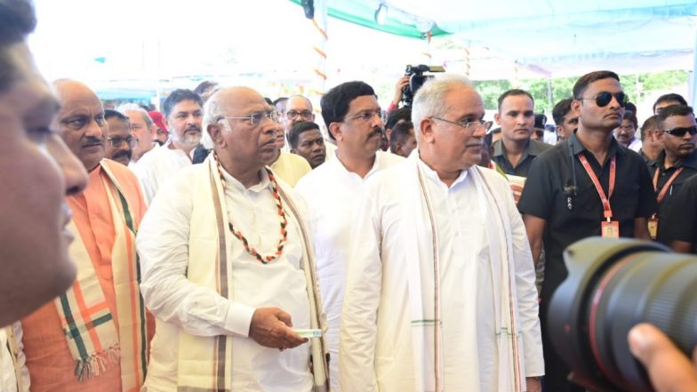 Chhattisgarh CM Bhupesh Singh Baghel Has 'Aladin’s Lamp', Says Congress President Mallikarjun Kharge