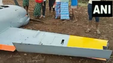 Drone Crash in Karnataka: DRDO Unmanned Aerial Vehicle Crashes in Agriculture Fields During Trial in Chitradurga (Watch Video)