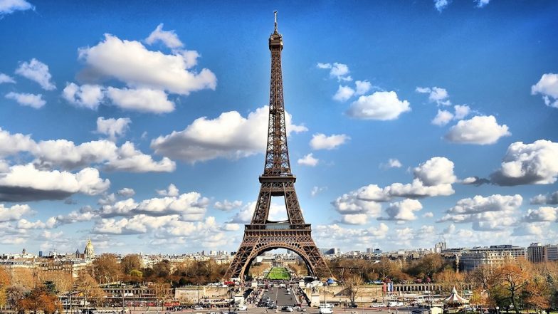 Eiffel Tower Bomb Threat: La Tour Eiffel Evacuated After Possible Bomb Scare, Says French Police