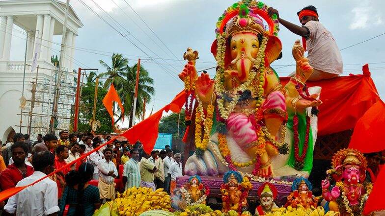 HC on Ganpati Idols: 'Ganesh Idols Made of Plaster of Paris Can't Be Immersed in Water Bodies, but Can Be Sold', Says Madras High Court