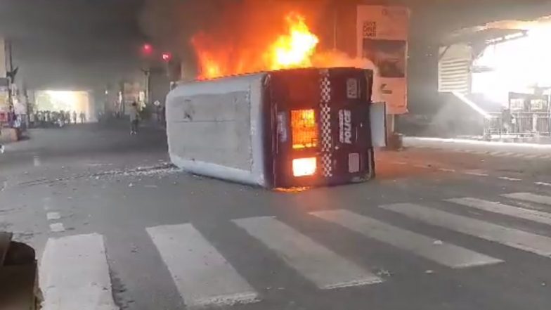 Kolkata Shocker: Child Crushed to Death by Speeding Truck, Angry Locals Torch Vehicles in Protest (Watch Videos)
