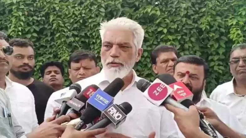 Export Duty on Onions: Maharashtra Minister Dada Bhuse Says 'It Will Make No Difference If People Do Not Eat Onions for 2-4 Months' (Watch Video)
