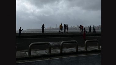 Mumbai Rains Today: Mumbaikars Receive Short Spells of Rainfall, Netizens Share Photos and Videos of #MumbaiRains