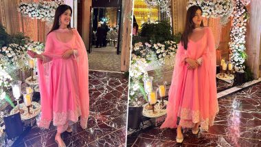 Shanaya Kapoor Is a ‘Desi Barbie’ in Pink Anarkali Suit! Vrushabha Actress Shares Stunning Pics on Insta