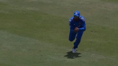 Tilak Varma Pulls Off Sensational Running Catch On Debut To Help Kuldeep Yadav Dismiss Johnson Charles in IND vs WI 1st T20I 2023 (Watch Video)