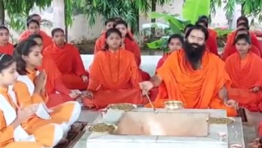 Chandrayaan 3 Moon Landing Today: Yoga Guru Ramdev Performs ‘Yagya’, Recites ‘Hanuman Chalisa’ in Haridwar for Mission’s Success (Watch Video)