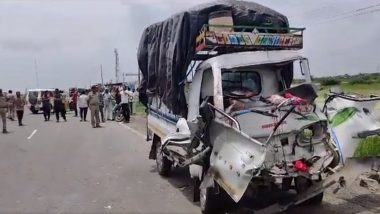 Gujarat Road Accident Video : Ten People Killed, Several Injured After Tata Ace SCV and Truck Collide on Bavla-Bagodara Highway in Ahmedabad