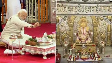 PM Modi in Pune: Prime Minister Narendra Modi Offers Prayers at Shreemant Dagdusheth Halwai Mandir (Watch Video)