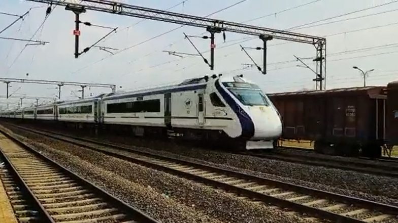 Vande Bharat Express Stone Pelting Case: Man Throws Stones at Bhopal-New Delhi Semi High-Speed Train in Madhya Pradesh's Morena, Arrested