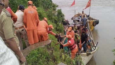Gujarat Rains: NDRF Personnel Rescue Over 100 People After Heavy Rainfall in Bharuch (See Pics)