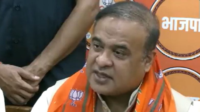 'Kaun Jyada Nikamma Hai': Assam CM Himanta Biswa Sarma Takes Dig at Congress Leaders, Says There Is Competition Going On Between Ashok Gehlot and Sachin Pilot (Watch Video)